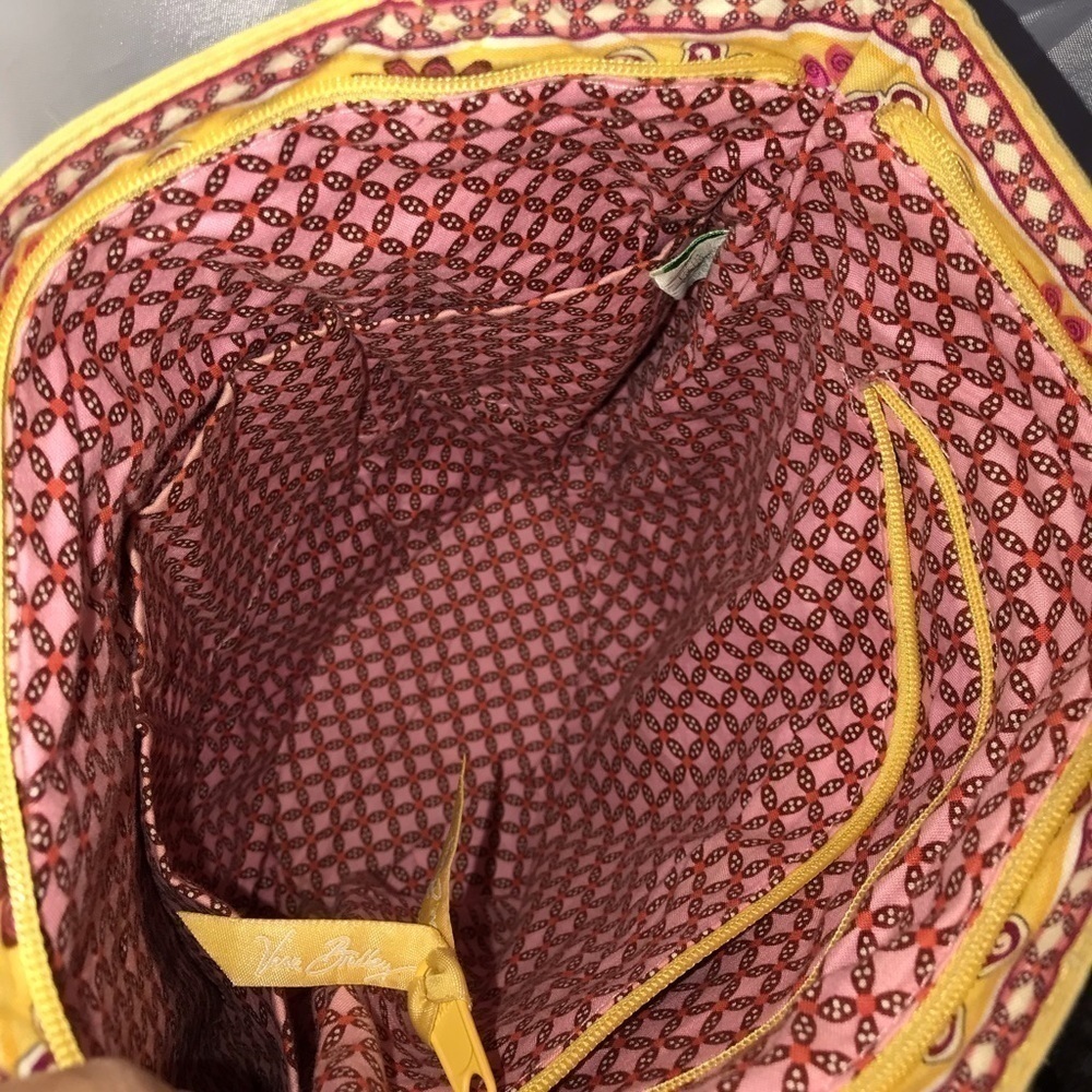 🌻Retired Vera Bradly Bali Gold shoulder bag - Picture 4 of 5